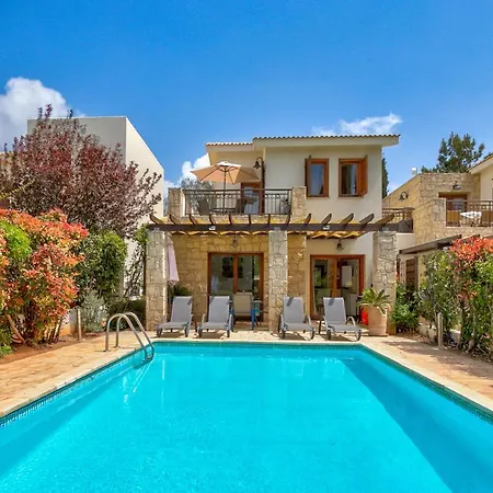 Villa 2 Bedroom Destu With Private Pool And Golf Views, Aphrodite Hills *