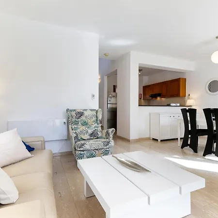 Вилла 2 Bedroom Destu With Private Pool And Golf Views, Aphrodite Hills