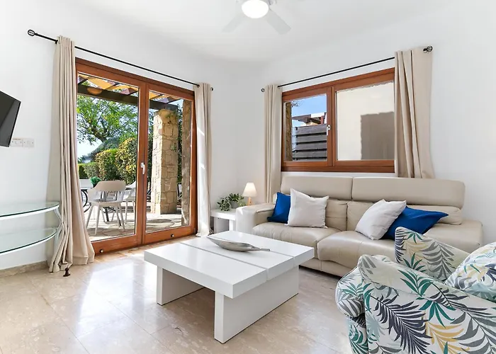 2 Bedroom Destu With Private Pool And Golf Views, Aphrodite Hills * Kouklia