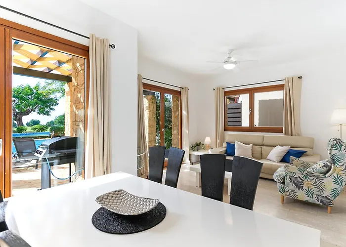 2 Bedroom Destu With Private Pool And Golf Views, Aphrodite Hills Kouklia