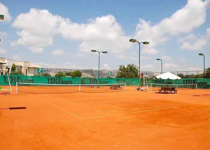 Villa 2 Bedroom Destu With Private Pool And Golf Views, Aphrodite Hills Kouklia